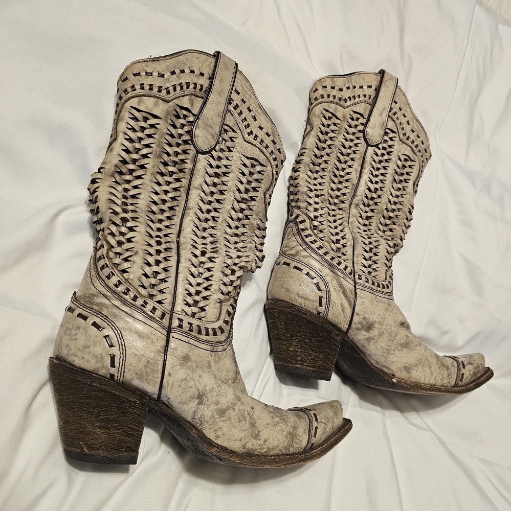 Corral Cream/Off-White Woven Leather Heeled Boots